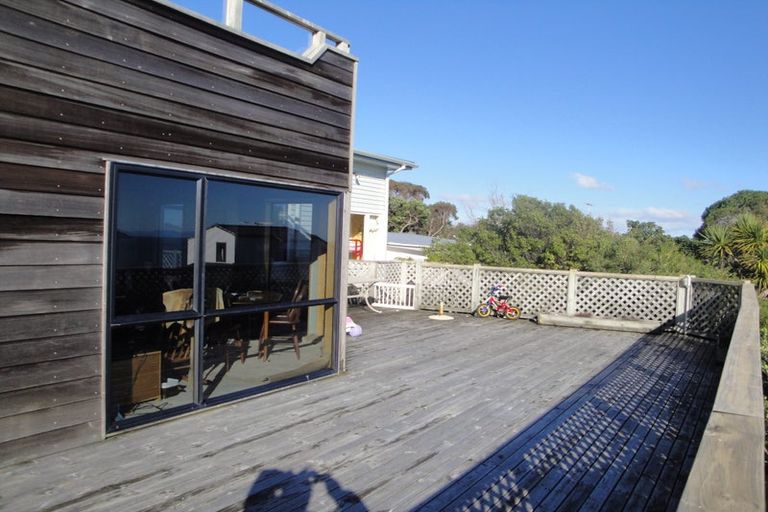 Photo of property in 118 Motuhara Road, Plimmerton, Porirua, 5026