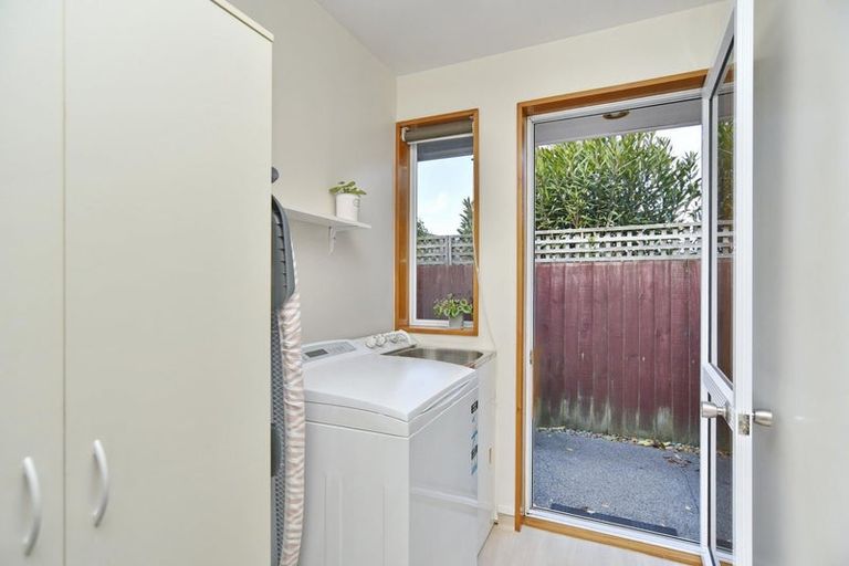 Photo of property in 31 Creese Place, Redwood, Christchurch, 8051