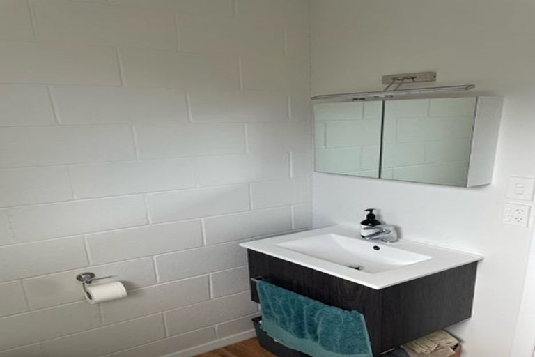 Photo of property in 5a Harrold Street, Highbury, Wellington, 6012