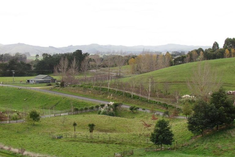 Photo of property in 117j Lees Pakaraka Road, Te Ore Ore, Masterton, 5886