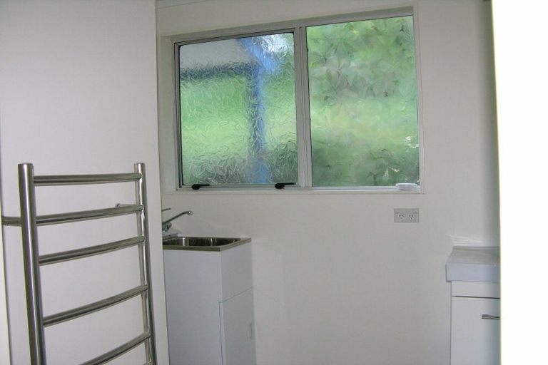 Photo of property in 2/7 Venus Place, Whitby, Porirua, 5024