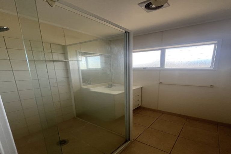 Photo of property in 1/85 Harris Street, Pukekohe, 2120