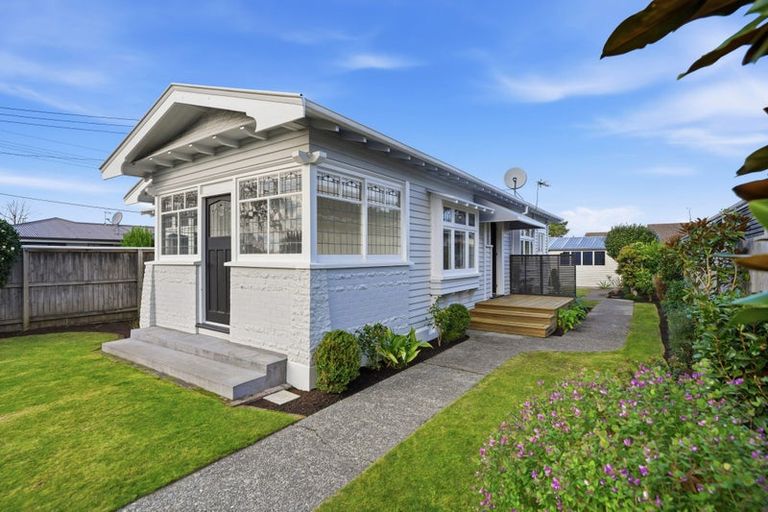Photo of property in 34 Poulton Avenue, Richmond, Christchurch, 8013
