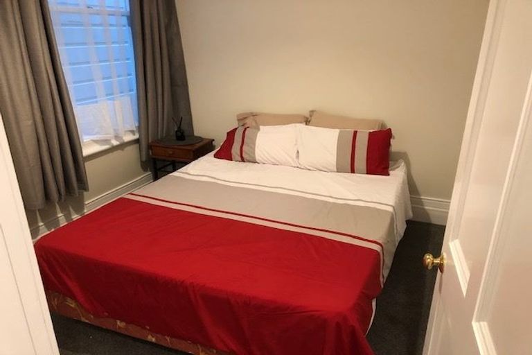 Photo of property in 3/10 Hobson Crescent, Thorndon, Wellington, 6011