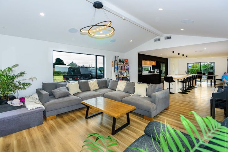 Photo of property in 71 Waddington Road, Waddington, 7500