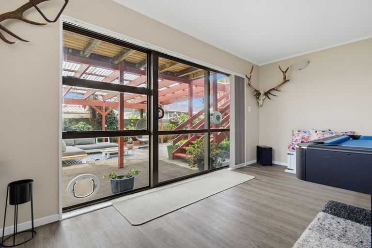 Photo of property in 1 Te Ana Place, Lynmore, Rotorua, 3010