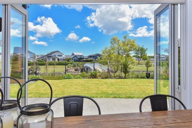 Photo of property in 13 Lake Drive, Karaka, Papakura, 2113
