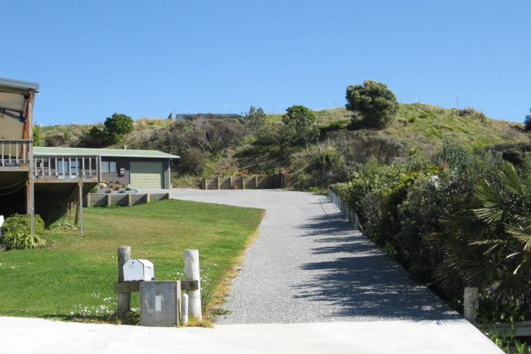 Photo of property in 8 Moore Crescent, Opito Bay, Whitianga, 3592