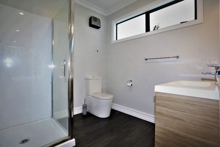 Photo of property in 28 Hamilton Drive, Wainui, Gisborne, 4010