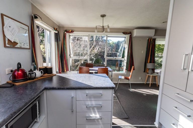 Photo of property in 1 Tiroiti Grove, Stokes Valley, Lower Hutt, 5019