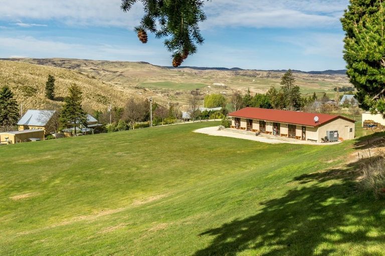 Photo of property in 9125 Hyde-middlemarch Road, Hyde, Ranfurly, 9397