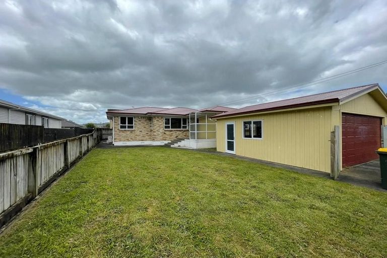 Photo of property in 22 Scott Road, Papakura, 2110