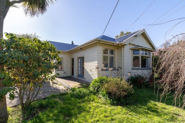 Photo of property in 106 Domain Terrace, Spreydon, Christchurch, 8024