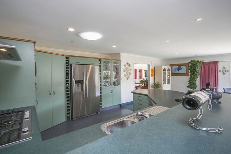 Photo of property in 20 Wautaiti Drive, Riverhead, 0820