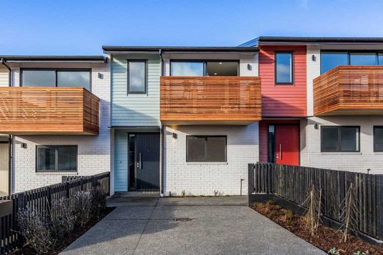 Photo of property in 45 Oakum Road, Whitby, Porirua, 5024