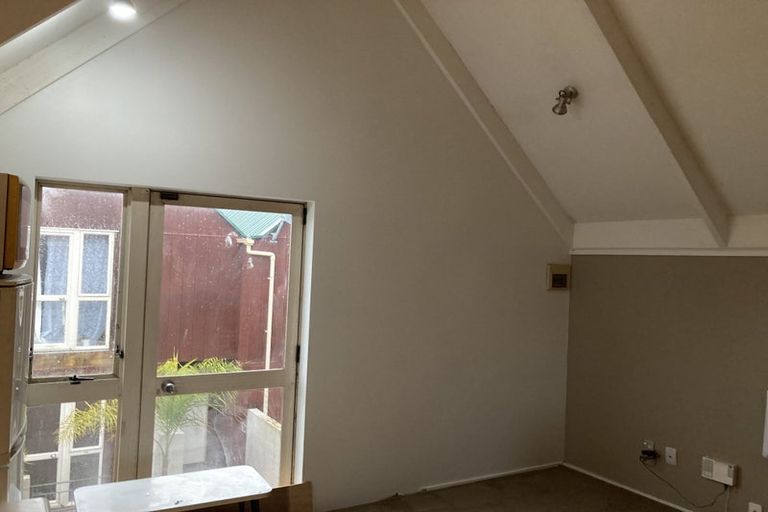 Photo of property in 9a/66 Mount Eden Road, Mount Eden, Auckland, 1024