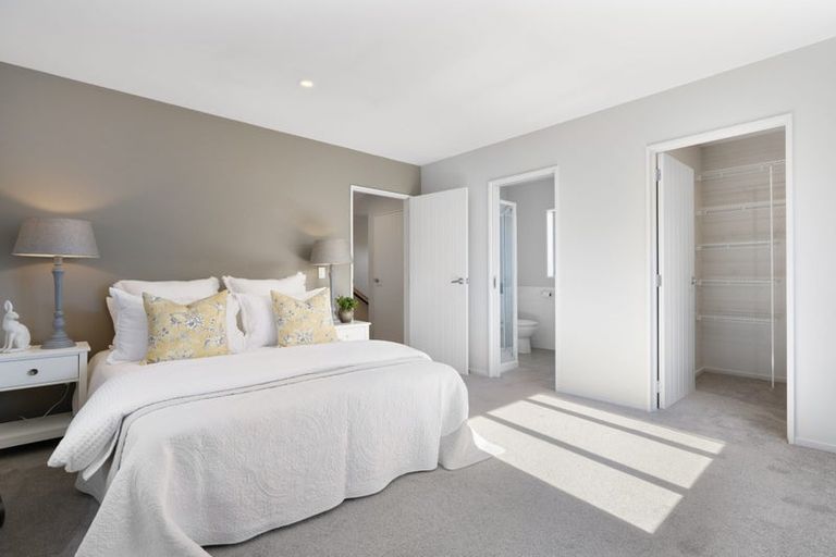 Photo of property in 165 Blighs Road, Strowan, Christchurch, 8052