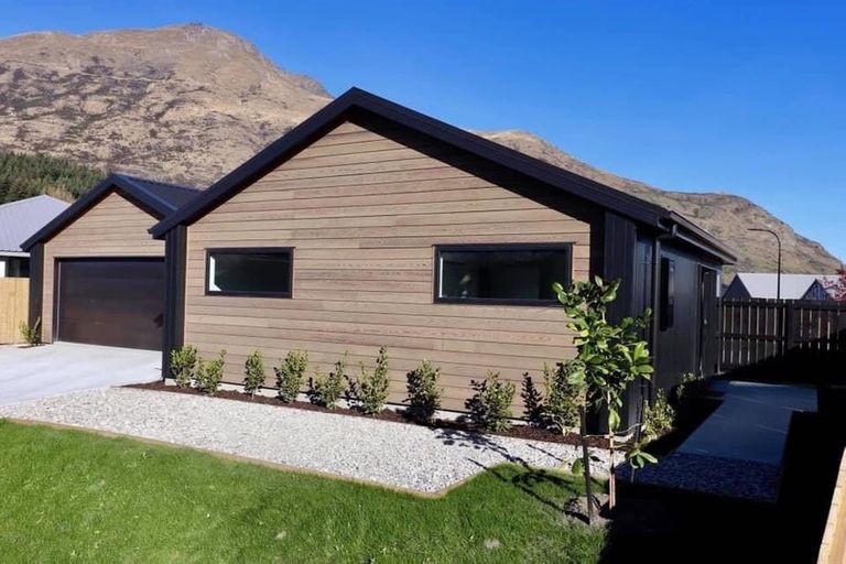 Photo of property in 6 Springfield Road, Lower Shotover, Queenstown, 9304