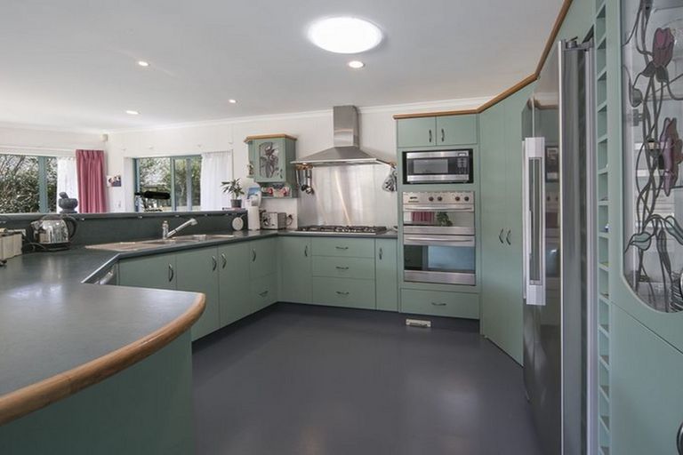 Photo of property in 20 Wautaiti Drive, Riverhead, 0820