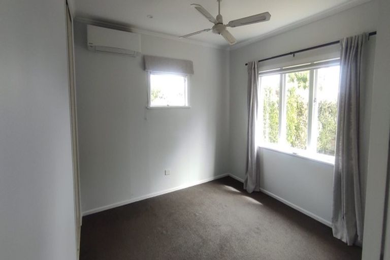 Photo of property in 41a Alma Crescent, Papakura, 2110