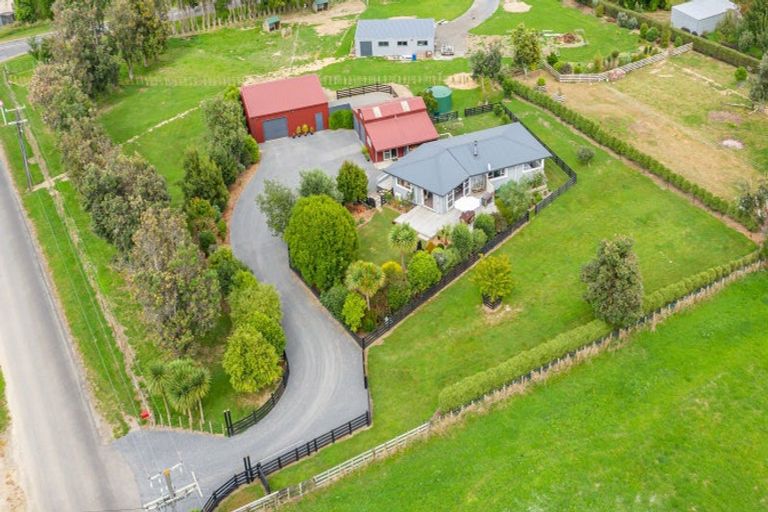 Photo of property in 11 Papaitonga Lake Road, Ohau, Levin, 5570