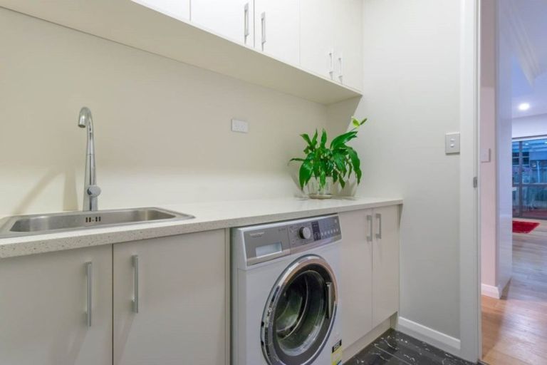 Photo of property in 102 Tapu Road, Huapai, Kumeu, 0810