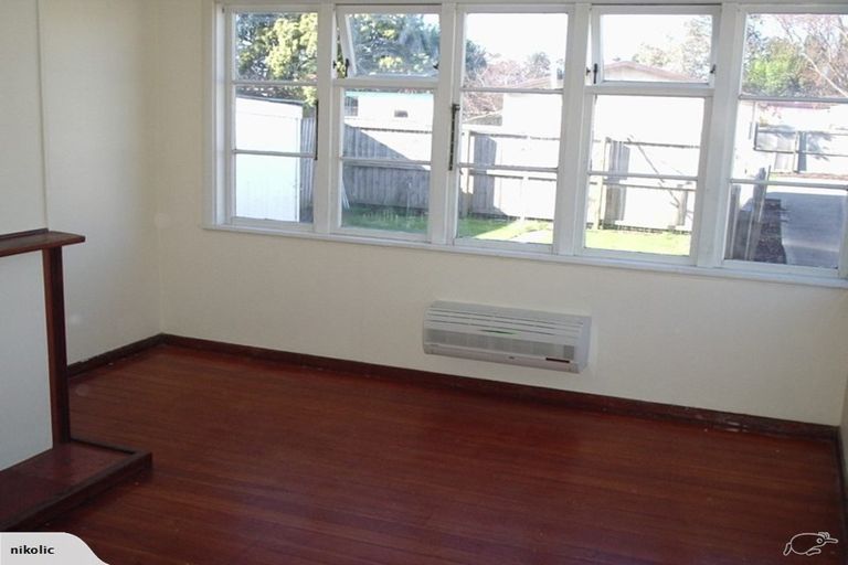 Photo of property in 14 Epsom Road, Sockburn, Christchurch, 8042