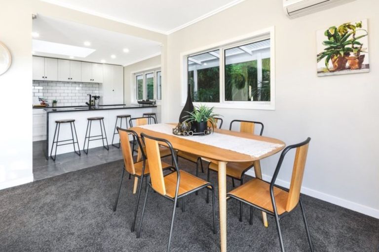 Photo of property in 188 Paremata Road, Paremata, Porirua, 5024