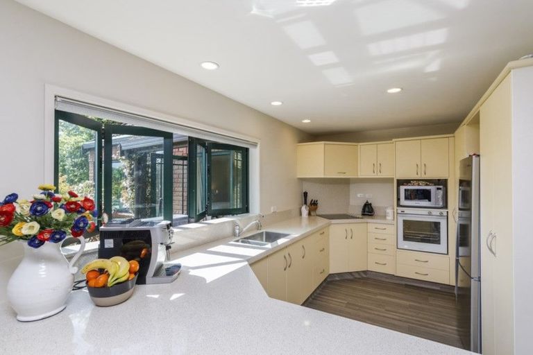 Photo of property in 7 The Oaks, Awapuni, Palmerston North, 4412