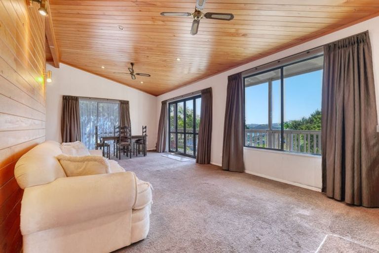 Photo of property in 71 Cable Bay Block Road, Cable Bay, 0420