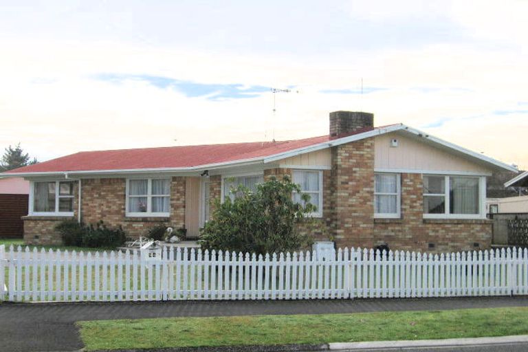 Photo of property in 34 English Street, St Andrews, Hamilton, 3200