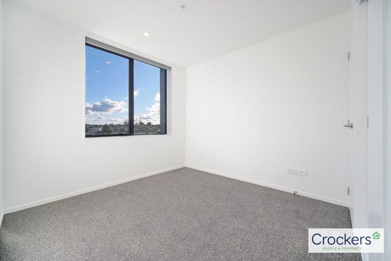 Photo of property in 202/7 Rauemi Way, Te Atatu South, Auckland, 0610