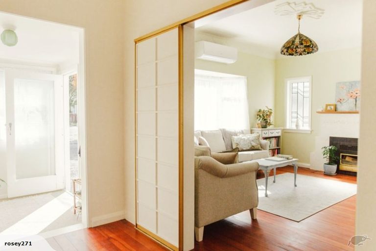 Photo of property in 33 Kiwi Street, Alicetown, Lower Hutt, 5010