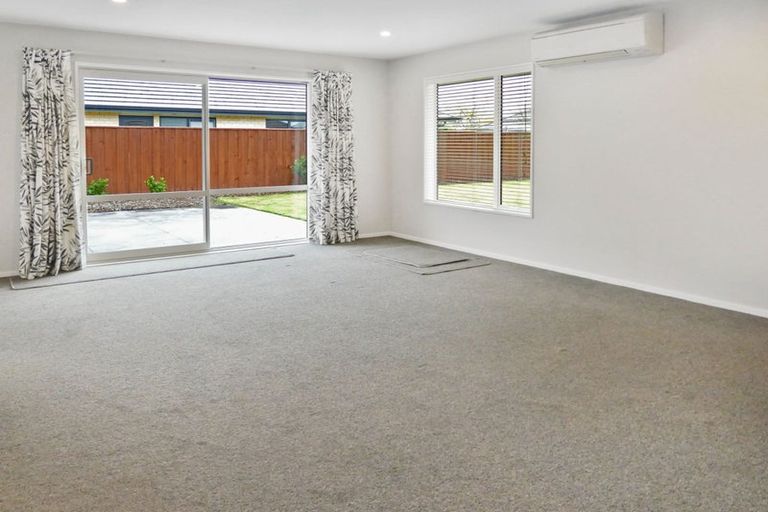 Photo of property in 6 Highworth Crescent, Rolleston, 7615