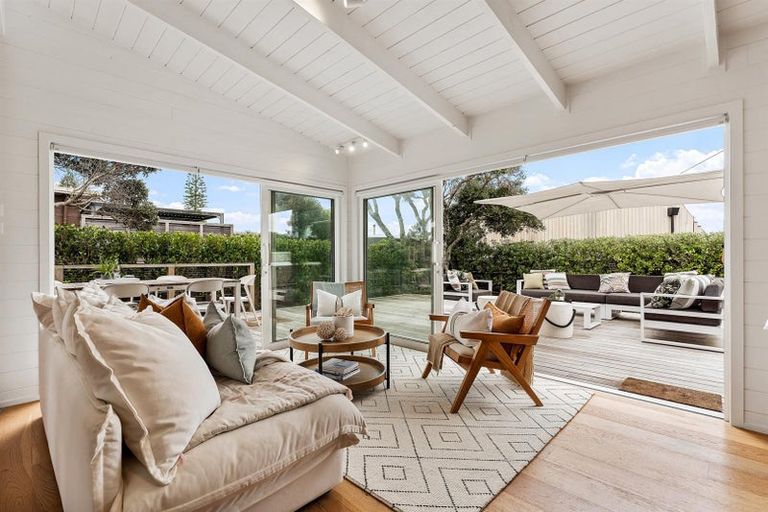 Photo of property in 25 Esme Grove, Omaha, 0986