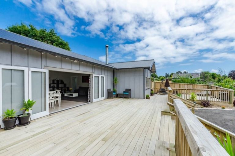 Photo of property in 19 Kew Grove, Raumati Beach, Paraparaumu, 5032