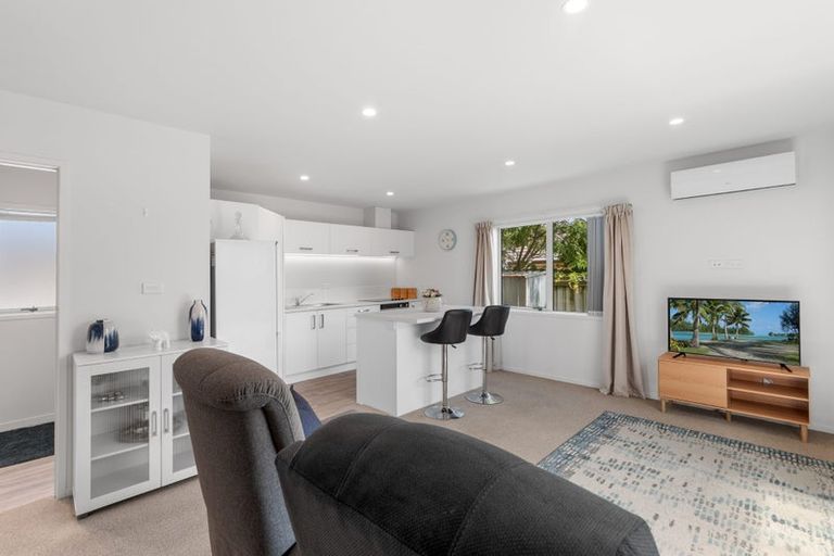 Photo of property in 11 Kamahi Crescent, Papamoa Beach, Papamoa, 3118