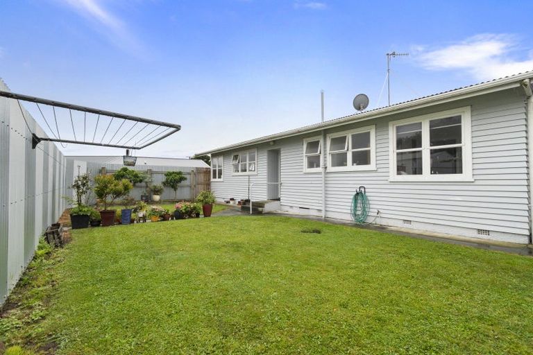 Photo of property in 42 Edinburgh Terrace, Foxton Beach, Foxton, 4815