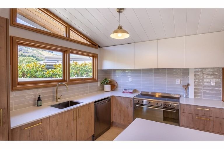 Photo of property in 2 Wakatu Avenue, Moncks Bay, Christchurch, 8081