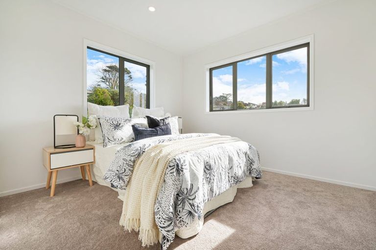 Photo of property in 3/433a East Coast Road, Mairangi Bay, Auckland, 0630