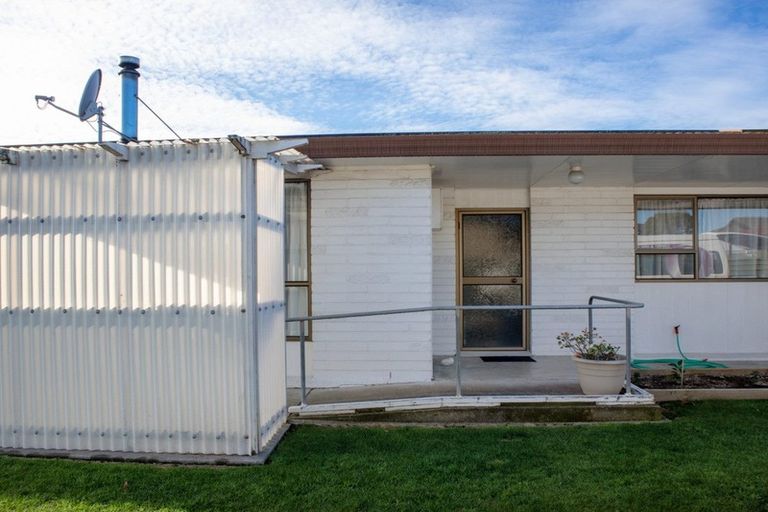 Photo of property in 2/25 Parker Street, Mayfield, Blenheim, 7201