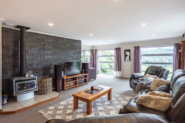 Photo of property in 33a Makara Road, Karori, Wellington, 6012