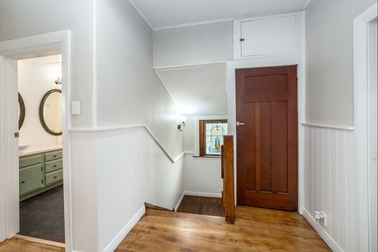 Photo of property in 98 Brandon Street, Featherston, 5710