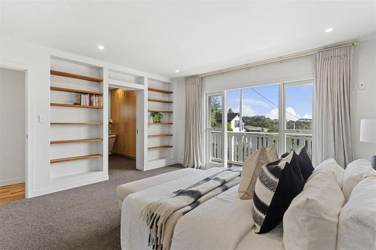 Photo of property in 130 Aberdeen Road, Campbells Bay, Auckland, 0620