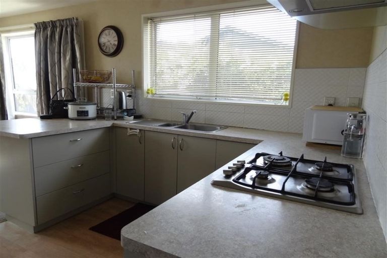 Photo of property in 2/5 Rutherford Street, Woolston, Christchurch, 8023