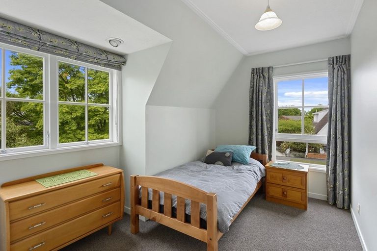 Photo of property in 12 Guinness Crescent, Ilam, Christchurch, 8041