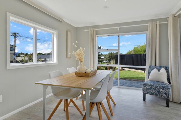 Photo of property in 2 Morgan Street, Castlecliff, Whanganui, 4501