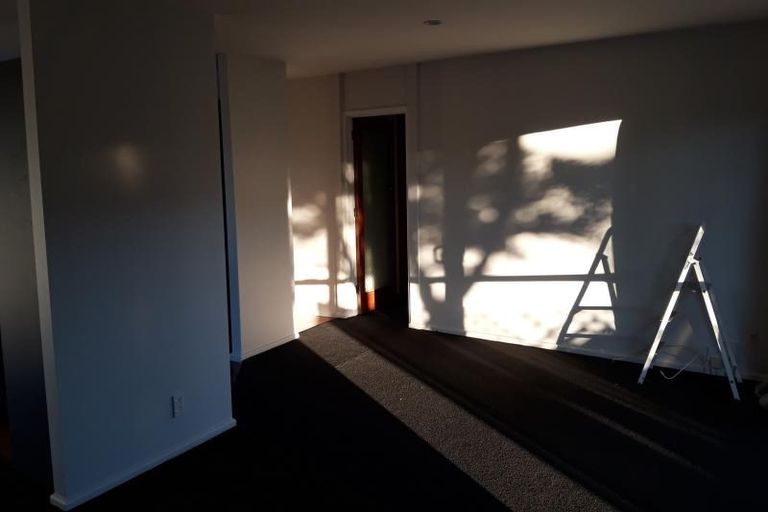 Photo of property in 21 Eglinton Street, Avondale, Christchurch, 8061