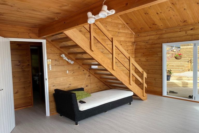 Photo of property in 13 Bayview Road, Paihia, 0200