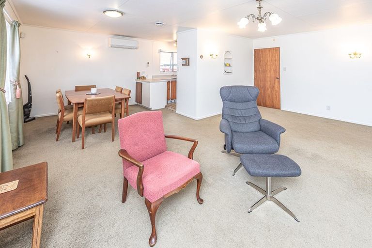 Photo of property in 2b Porritt Street, Saint Johns Hill, Whanganui, 4500